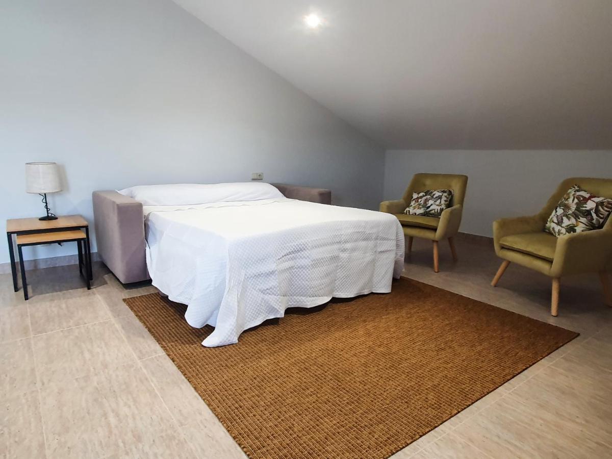 Apartamento A Casa Da Feira ポンテベドラ エクステリア 写真