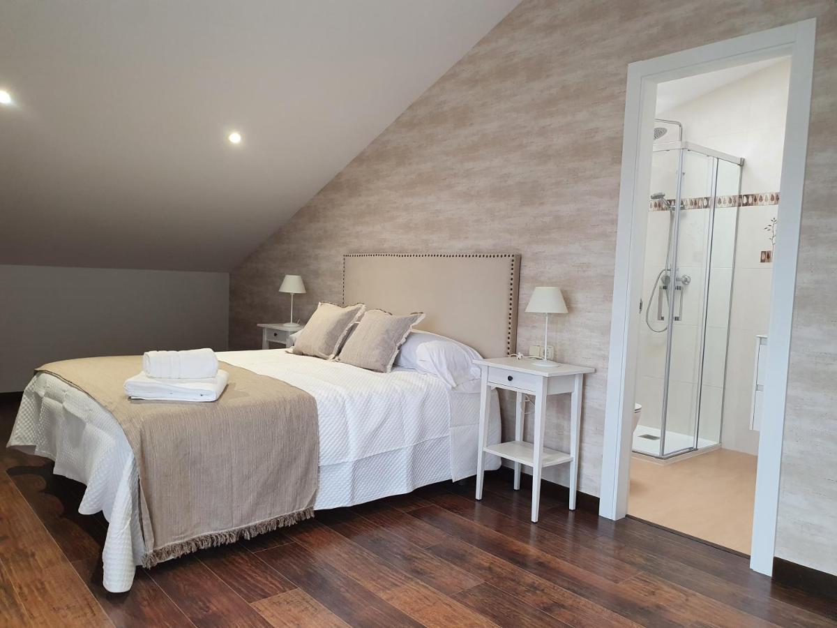 Apartamento A Casa Da Feira ポンテベドラ エクステリア 写真